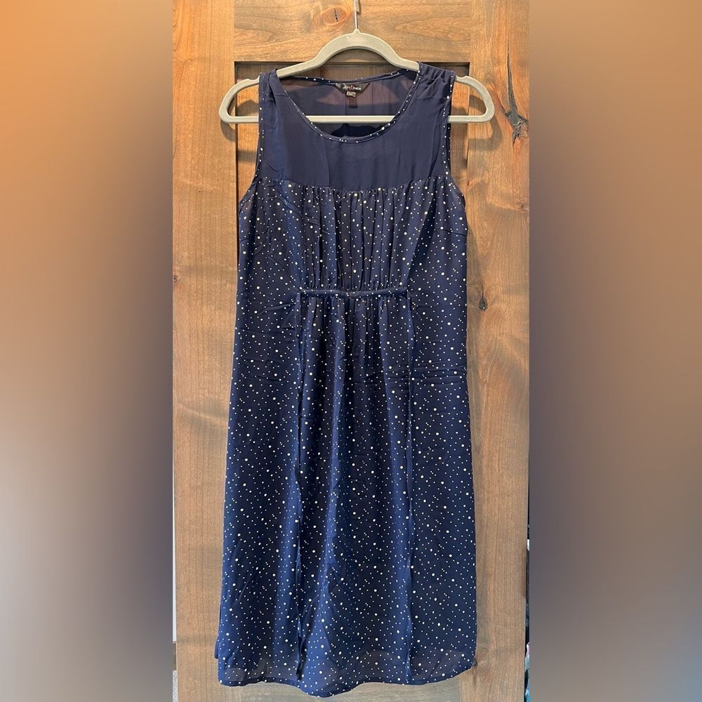 NWOT Stork & Babe maternity dress. Navy. Size small.